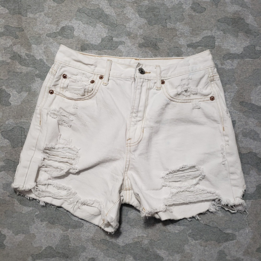 American Eagle Shorts Womens 2 White Boyfriend Short Distressed Pockets